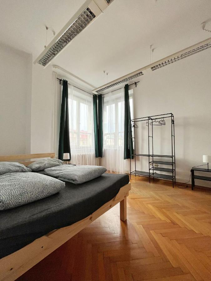 Nice View Rooms In Old Town クラクフ エクステリア 写真